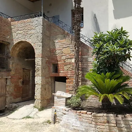 Holiday home Montevenere 83