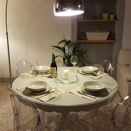 Semesterbostad Montevenere 83 *